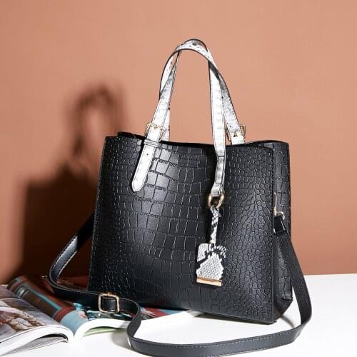 Genuine leather handbag womens shoulder bag Large Capacity bags for girls messenger bag womens big bolsos mujer Luxury C1062