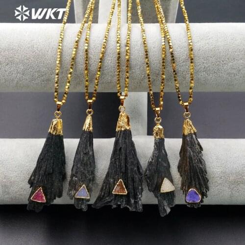 WT-N931 Wholesale Custom Raw Black Kyanite With Druzy Stone Pendants Necklace Full Gold Electroplated Bead Chain For Jewelry