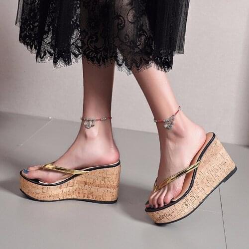 European and American New High-heeled Womens Wedge Flip Flops Sandals