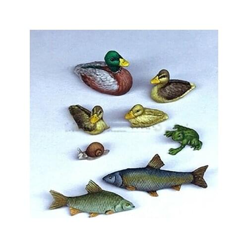 1/35 modern animal sit and play Resin figure Model kits Miniature gk Unassembly Unpainted