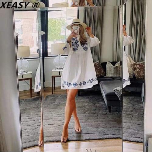 XEASY Women 2021 Fashion Blue Totem Embroidery Asymmetric White Mini Dress Vintage Three Quarter Sleeve Female Cotton Dresses