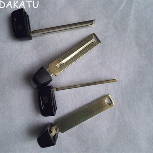 DAKATU Free shipping Smart Remote Key Blade For 2012 Toyota Camry Emergency Insert Remote Key Blank For Toyota Camry