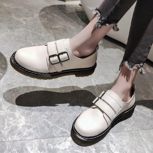 Womens flat shoes Loafers Spring 2020 New Fashion metal buckle slip-on shallow slip non-slip lightweight casual shoes U29-47