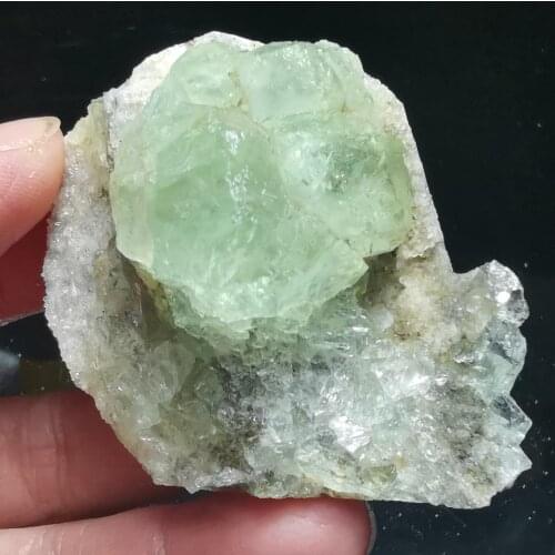 67.9gNatural rare grass green fluorite mineral specimen stone cluster healing crystal stone decoration QUARTZ GEM