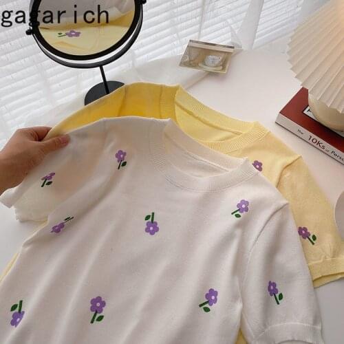 Gagarich Woman Pullover 2021 Summer New Ins Fashion Floral Sweet Elegant Versatile Slim O-neck Short Sleeves Female Knitting Top