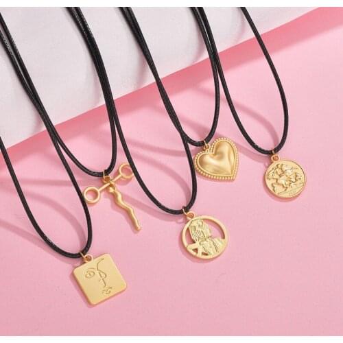 New Necklace 2021 Gold Butterfly Pendant Necklaces for Women Geometric Heart Necklace Jewelry Wholesale Collares Kpop