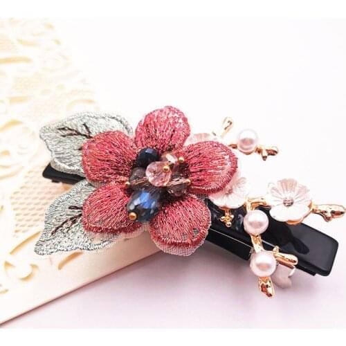 Hot Sale Korean Flower Crystal Handmade Elegant Women Barrettes Hair Clip Hairgrips Butterfly Hairpin Girls Hair Accessories