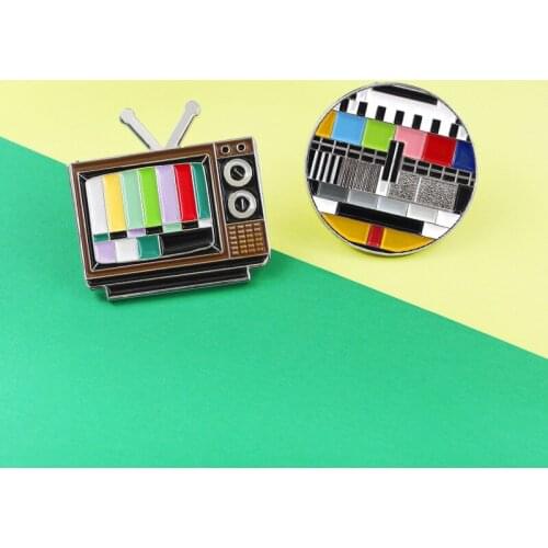 Parent Television Fashion Pin Brooch Rainbow Screen Pin Vintage Jewelry Badge Chest Brooch Funny Backpack Badge Zinc Alloy