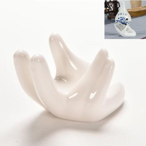 Porcelain Ceramic Finger Palm Tea Filter Holder Ocarina Base Satisfy Office Desk Decor Chic Home Decoration Garden Ornament