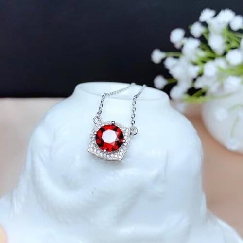 KJJEAXCMY fine jewelry natural garnet 925 sterling silver classic girl new pendant necklace chain support test hot selling