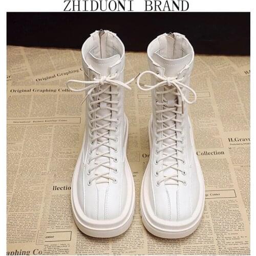 British style Martin boots womens fall 2021 new net red thick-heeled rivet motorcycle boots are thin white short boots women