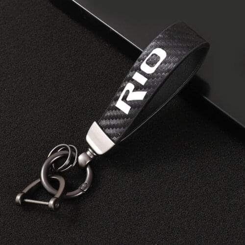 Leather Car KeyChain 360 Degree Rotating Horseshoe Key Rings For KIA Rio 2 3 4 X Line car styling 4.8