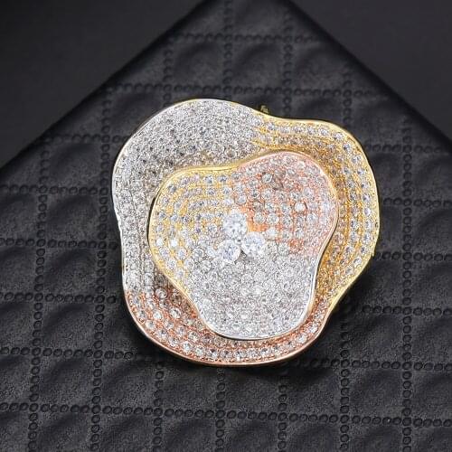 Blachette Women Men Suit Sweater Scarf Brooches Top Quality Crystal Rhinestone Insect Jewelry Badge Exquisite Winter Accessories
