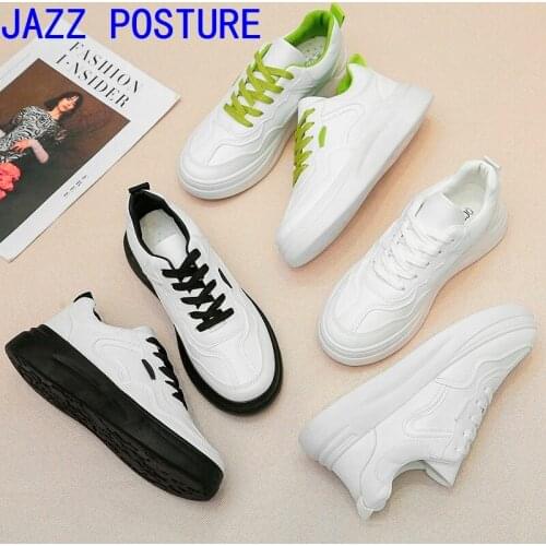 Spring 2020 classic womens white shoes piquant black white platform sneakers fashionable outdoor flat shoes womens shoes q432