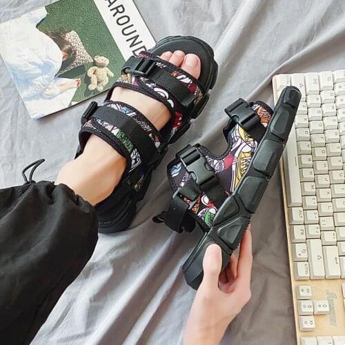 Mens sandals 2021 new beach shoes mens sandals and slippers sandals mens tide slippers mens summer non-slip men