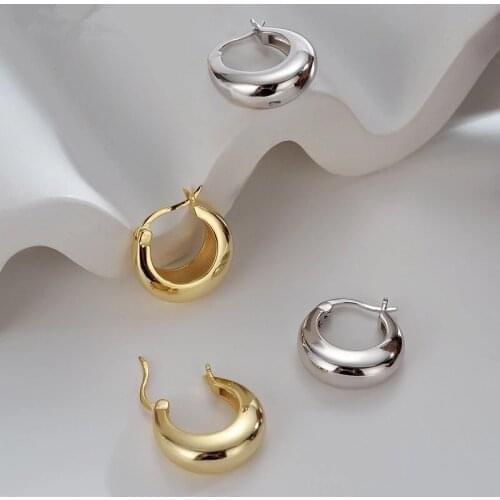 925 Sterling Silver Punk Circle Hoop Earrings For Women Glossy Personality French Ear Buckle eh1042