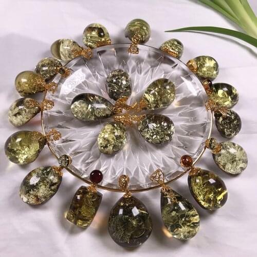 Pure natural amber honey wax Green Po pendant Polish European style