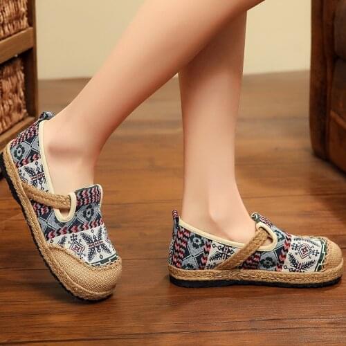 Vintage Ladies Linen Shoes Espadrilles Women Bohemian Trending Loafers Handmade Embroidered Woman Comfort Platform Sneakers