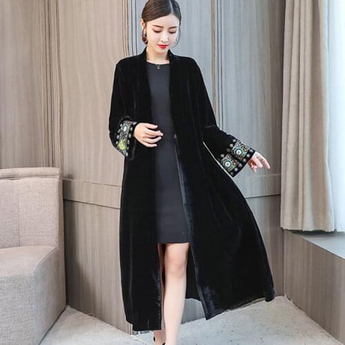 2022 Sleeve exquisite Embroidery Vintage Velvet Kimono Trench New women V neck Mid Long Windbreaker Coat Outerwear