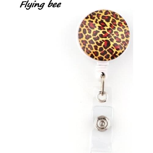 X2074 1pcs Hot Classic Vintage Leopard Print Badge Reel Clip Friend Exquisite IC Card Badge Holder Gift Personality Accessories