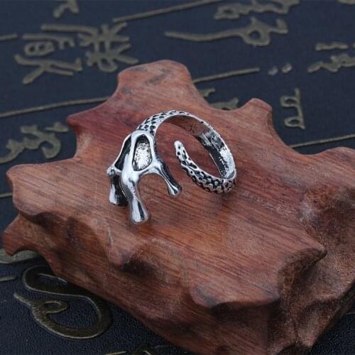 Punk Popular New Mens Ring Domineering Chinese Dragon Claw Ring Dragon Claw Skull Claw Open Ring Jewelry 2020
