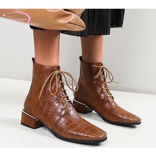 Casual style comfortable square toe ankle boots fashion lace-up black red brown medium with thick motorcycle boots womens shoes