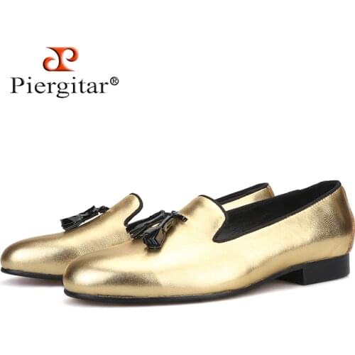 Piergitar New Gold Colors Cow Leather Mens Loafers Party and Wedding Men dress shoes men tassel shoes males smoking slippers