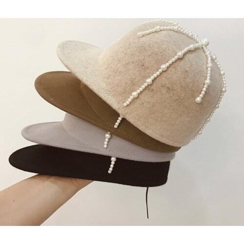 2019 New Fashion Pure Wool Baseball Cap Elegant Pearls Trimmed Women Warm Visor Winter Cap Equestrian Hat knight hat woolen cap