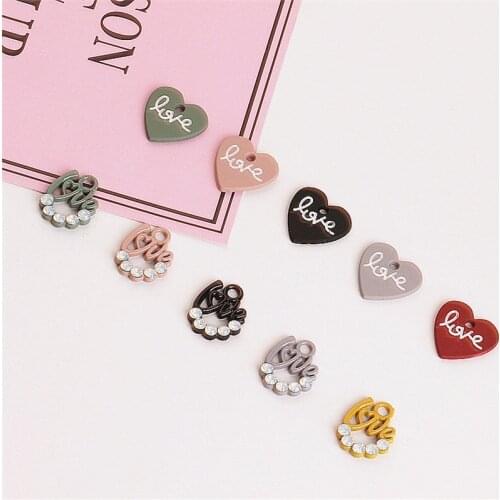 Wholesale 50Pcs/Lot Love Letters printed Enamel Heart Pendant Charms DIY Jewelry Findings Oil Drop Rhinestone Paved Alloy Charm
