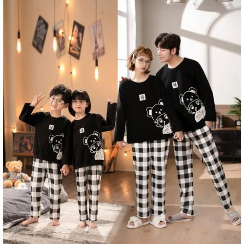 New Autumn Winter Cute Cartoon Parent-Child Pajamas For Boys Girls Family Sets Pure Cotton Long Sleeve Home Wear Kids Clothes