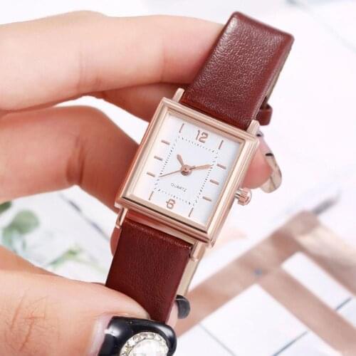 2020 Vintage Belt Watch Simple Square Scale Dial Ladies Fashion Quartz Watch Fashion Women Watches Leather Quartz reloj mujer