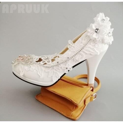 2020 NEW arrival womens wedding shoes bride white handmade luxury crystal chain lace bridal wedding shoes plus big size 41 42