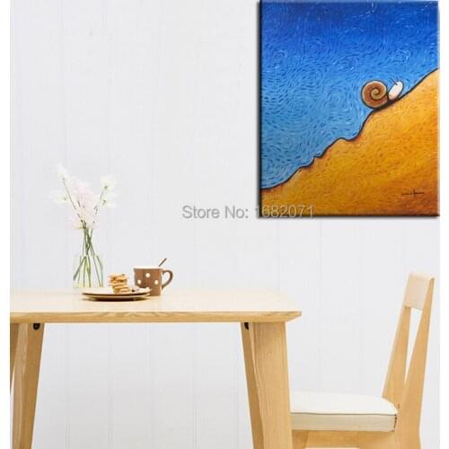 Simple Design Experienced Painter Handmade Good Quality Little Animal Snail Oil Painting On Canvas Climbing Snail Oil Painting