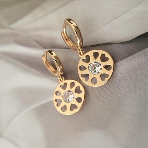 Classic Women Earrings Gold Color Plating Clear Zircon Decorated Heart Hollow Round Charm For Girl Party Jewelry Accessory