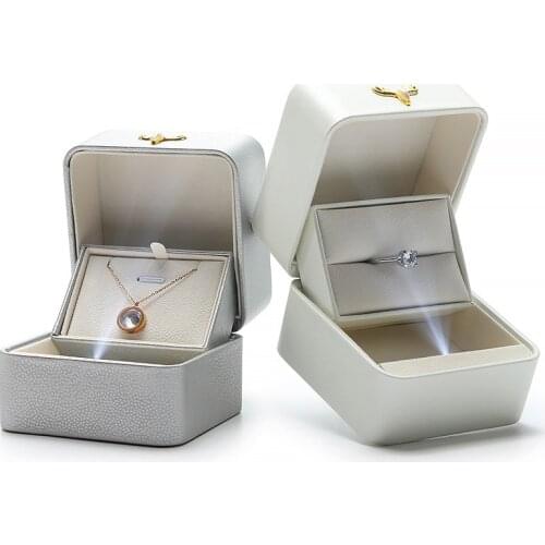 Luxury High-grade PU Leather LED Light Ring Pendant Wedding Engagement Gift Box New Design Jewelry Box