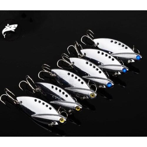 1PC Bass Metal Spinner Bait 50mm/11g Spoon Hard Bait Crankbait With Treble Hooks Sea Fishing Isca Artificial Cicada lure Pesca