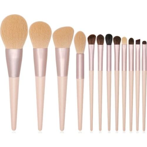 12Pcs/Set Wooden Makeup Brushes Set Foundation Face Blush Powder Concealer Eyelash Eyeshadow Luxury Cosmetics Tools