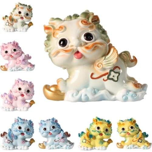 Car Decorative Trinket Miniature Fine Workmanship Resin Brave Troops Figurine Decor for Car Decor