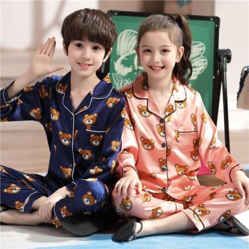 2019 new Lapel printed silk long-sleeved pajamas set girls bear cartoon childrens home wear toddler boy pajamas pjs for kids