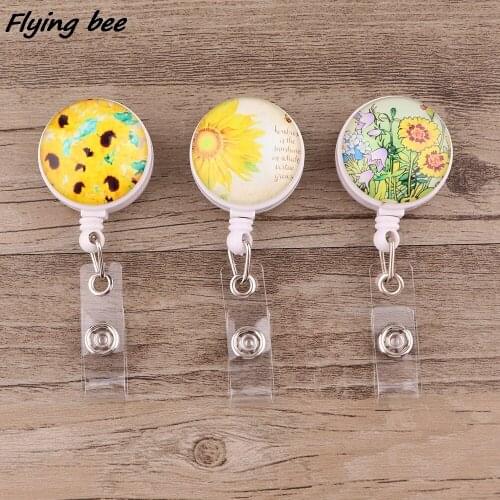 X2082 1pcs New Sunflowers You Are My Sunshine Badge Reel Clip Students Friends Exquisite IC Card Badge Holder Fashion Gifts