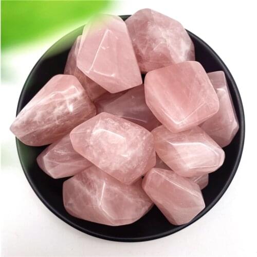 1PC Natural Pink Crystal Rose Quartz Crystal Palm Tumbled Irregular Stone Healing Specimen Natural Stones and Minerals