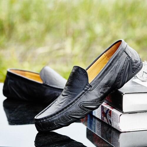 Spring leather new leisure hot shoe black masculino fashion breathable sapatos men man for shoes hombre causal Mens sapato 2020