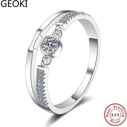 Geoki Passed Diamond Test 0.1 CT Moissanite Cocktail Ring 925 Sterling Silver Elegant Perfect Cut Diamond Rings for Women Party