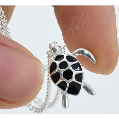 Korean Version 0f The Black Mini Turtle Pendant Necklace Unisex Retro Fashion Cute Animal Travel Beach Gift Wholesale