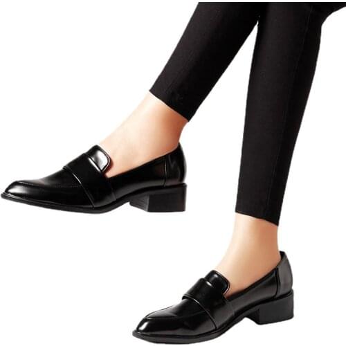 Spring Zipper Dress Shoes Concise Womens Shoes British Style Patent Leather Pointed Toe Womens Flats Low Heels Size: 33--43