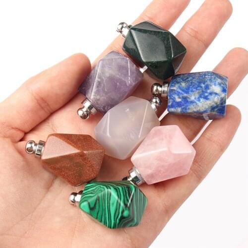 Essential Oil Diffuser Perfume Bottle Pendant Faceted Natural Stone Quartzs Agates Pendants Pendants Charms for Jewelry Making