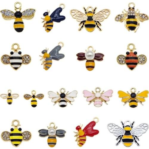 Julie Wang 15PCS Enamel Bee Charms Alloy Random Mixed Bumblebee Honeybee Necklace Pendant Findings Jewelry Making Accessory