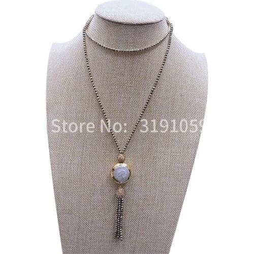 European and American decoration 2018 accessories fashion sweater necklace with overlapping chain of black cholestone pearl pend