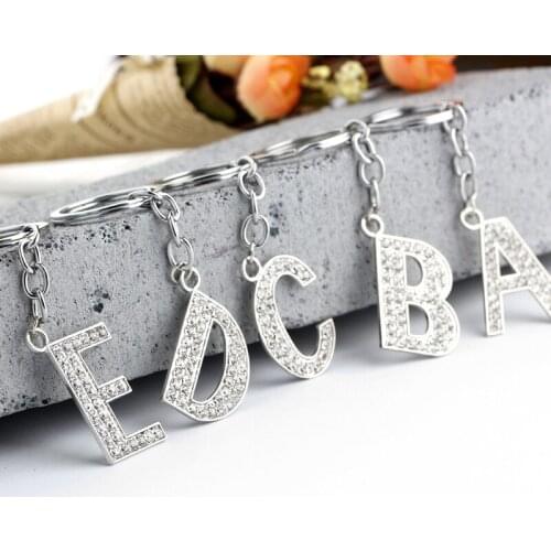 Hot Letter Pendant Keychain Crystal Rhinestone Alphabet Key Ring Initial Capital Letter A-Z Jewelry Chain Unisex Key Chain Gifts