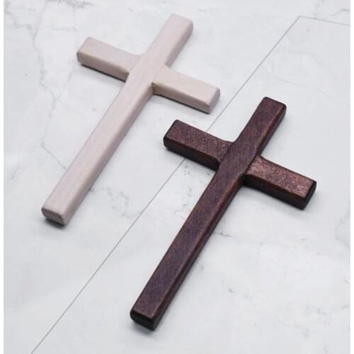 2pcs Handmade Wooden Crosses Crucifix Jesus Christ Ornaments Religious Pendant A0KE